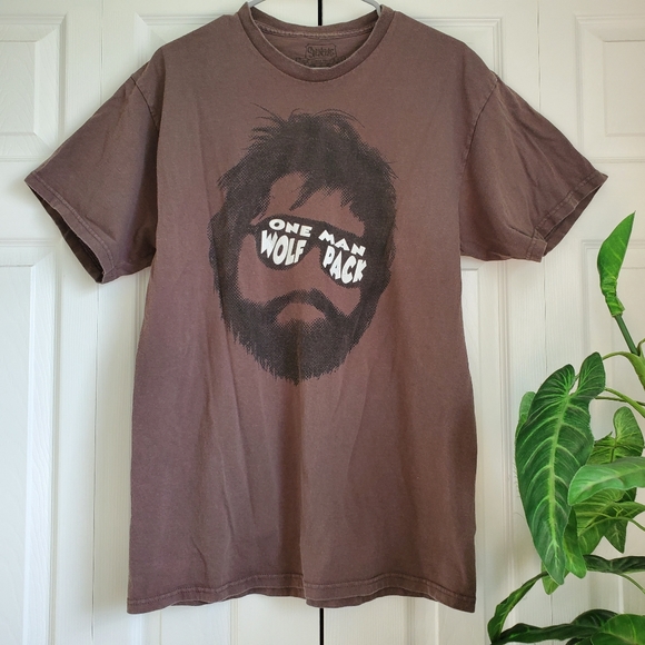 Spencer's Other - Hangover One Man Wolf Pack Graphic T-Shirt Sz xl🐺